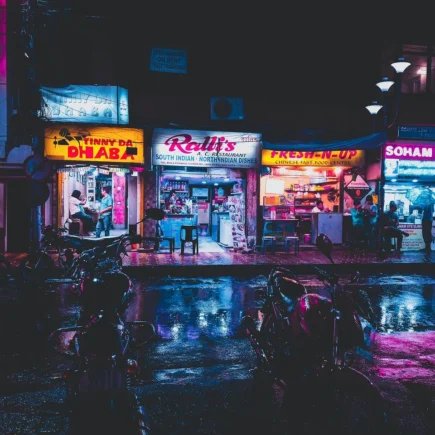 Widok na miasto w stylu synthwave